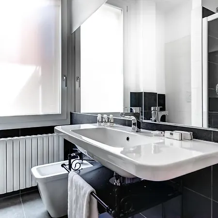 Apartamento Tiarini In Bolognina By Wonderful Italy *